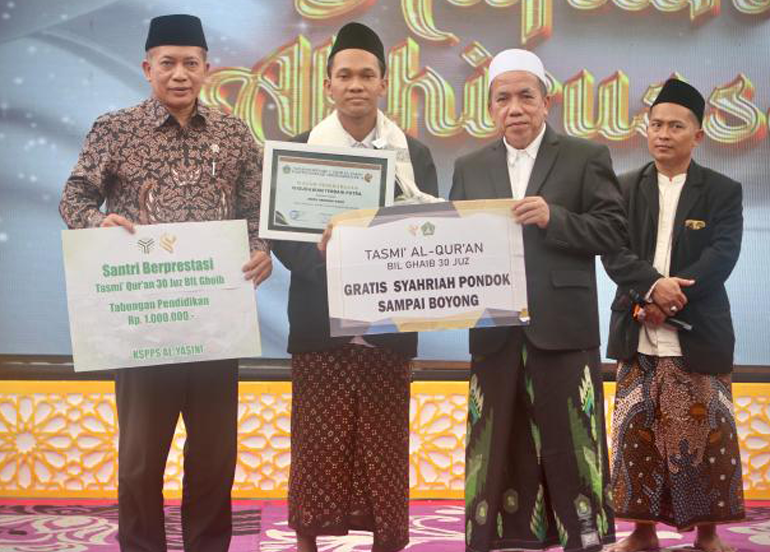 Wamenkop: Kopontren Harus Jadi Penggerak Ekosistem Ekonomi Umat