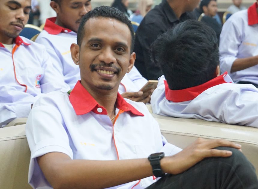 Mencintai Politik, Merawat Demokrasi