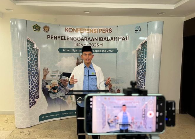 Prof Niam Imbau Jamaah Patuhi Jadwal Lempar Jumrah di Mina