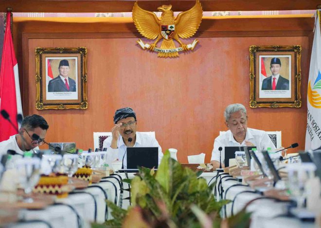 Gus Ipul Tegaskan Arahan Presiden: Tata Bansos Harus Pakai Data Tunggal & Tepis Judi Online