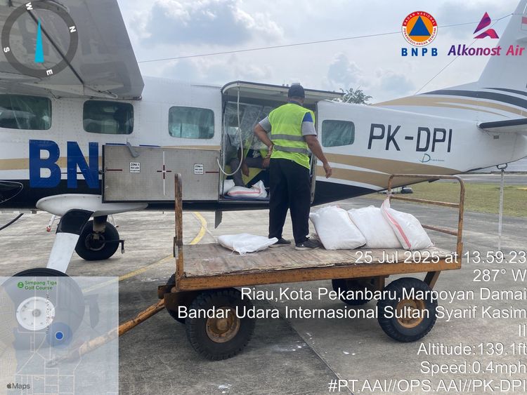 Kemenhut dan BMKG Kolaborasi Luncurkan Operasi Modifikasi Cuaca Tangani Karhutla Riau
