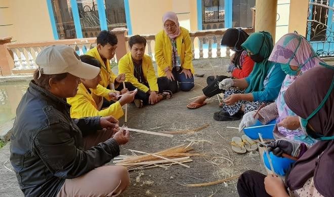 Sukses Business Matching, Kerajinan Anyaman Jatim Tembus Pasar Malaysia Rp239,50 Juta
