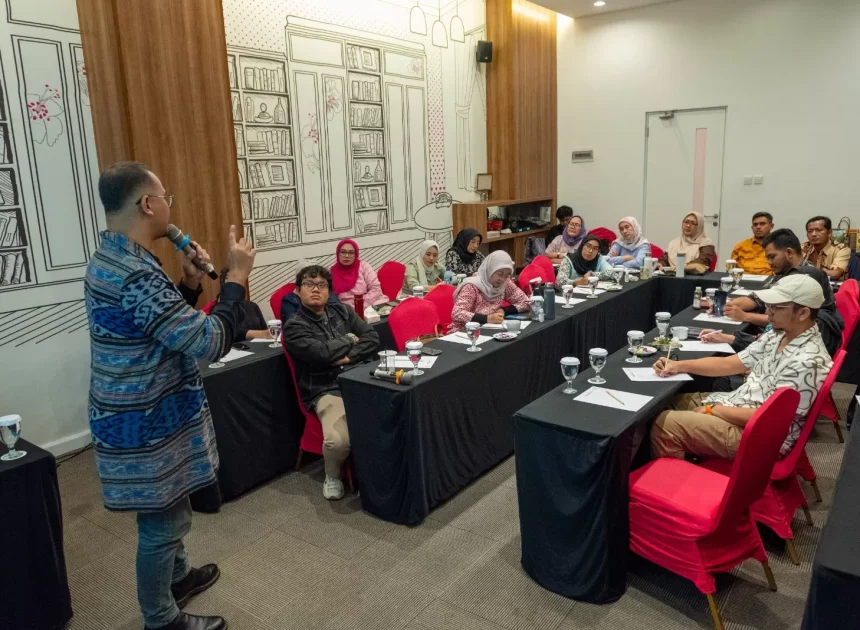 Peruri Membantu Pelaku UMKM Belajar Berbicara Di Depan Umum Dengan Cara Yang Efektif.