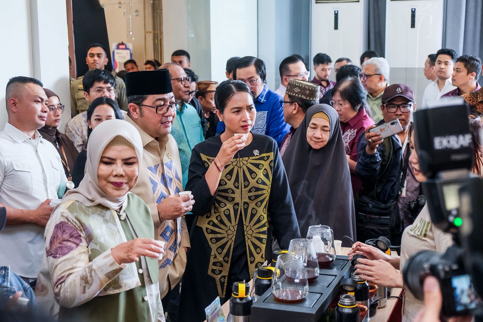 Wamenpar Targetkan Gorontalo Karnaval Karawo 2025 Datangkan 50 Ribu Pengunjung