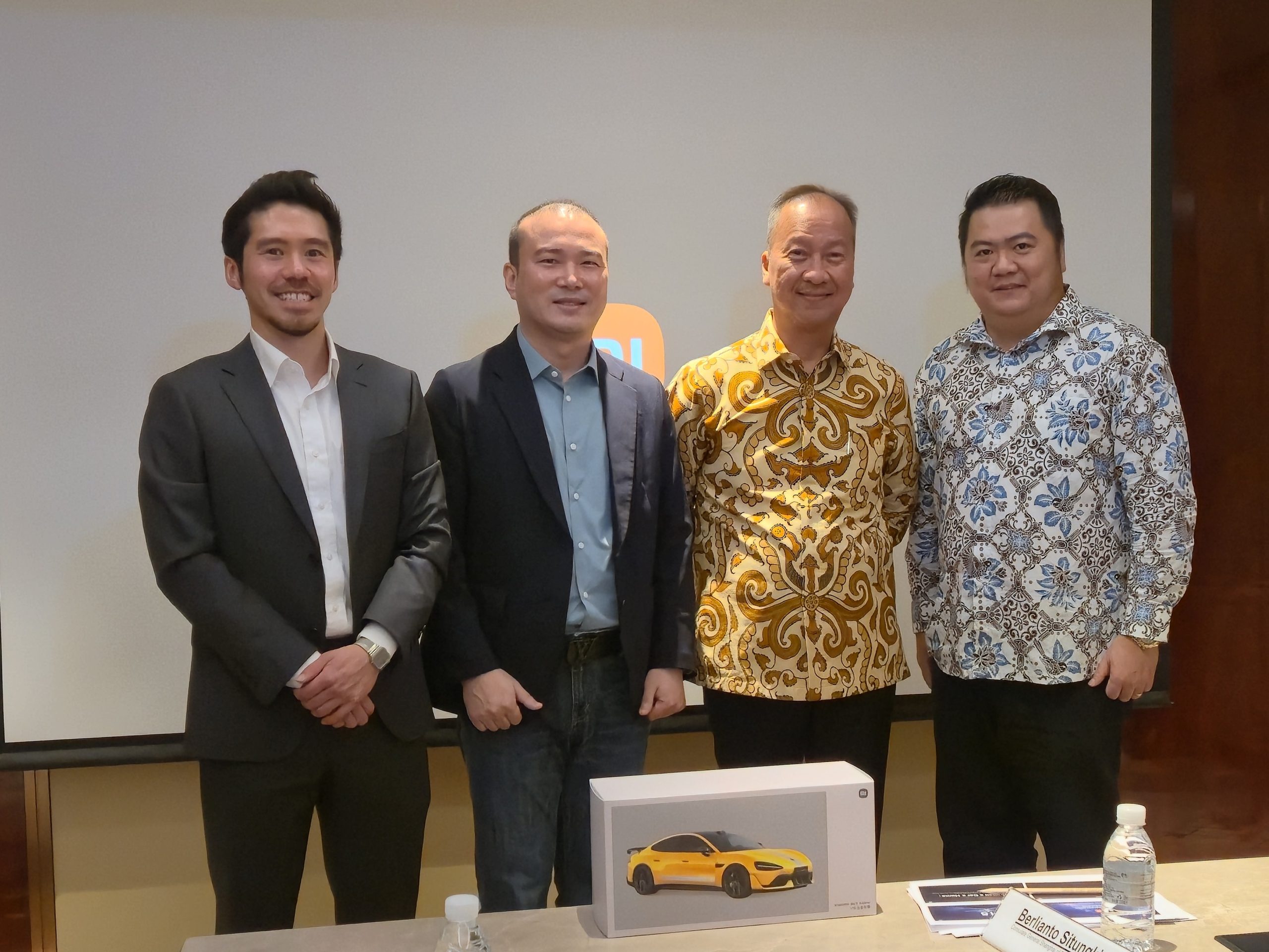 Menperin Rayu Xiaomi Perluas Investasi Produksi Tablet dan Mobil Listrik di Indonesia