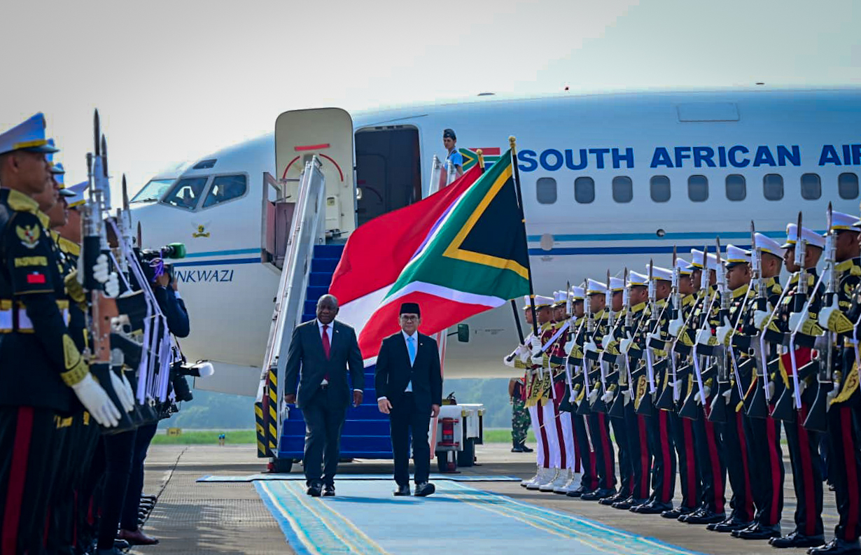 Presiden Afrika Selatan Cyril Ramaphosa Tiba di Jakarta untuk Kunjungan Kenegaraan