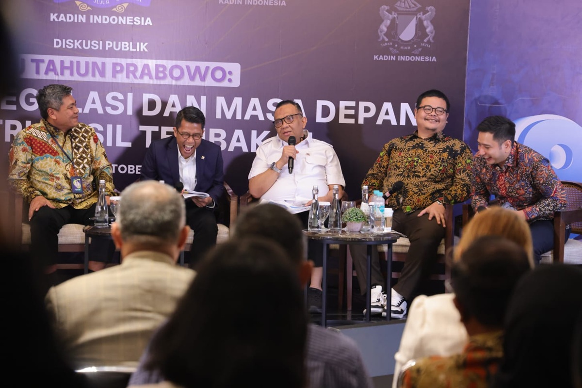 Wamenaker: Regulasi Industri Tembakau Harus Berpihak pada Pekerja dan Petani