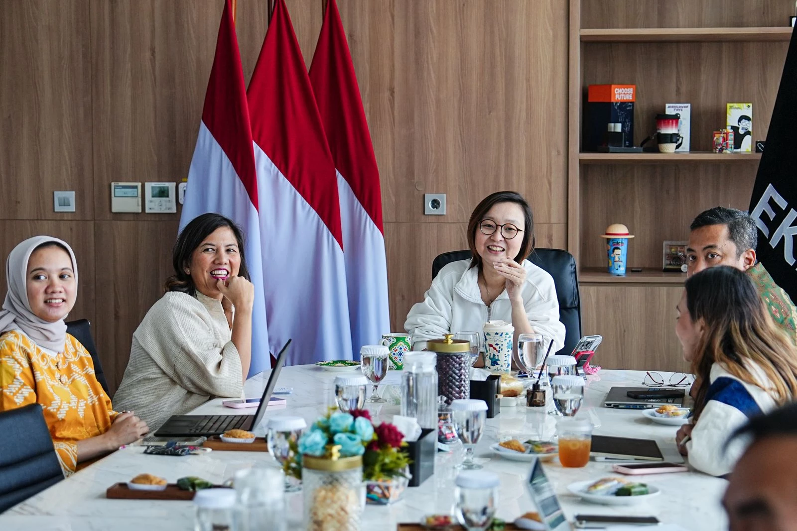 Wamen Ekraf Jajaki Kolaborasi dengan Dana untuk Pelatihan Perempuan Dalam Ekosistem Ekraf Digital