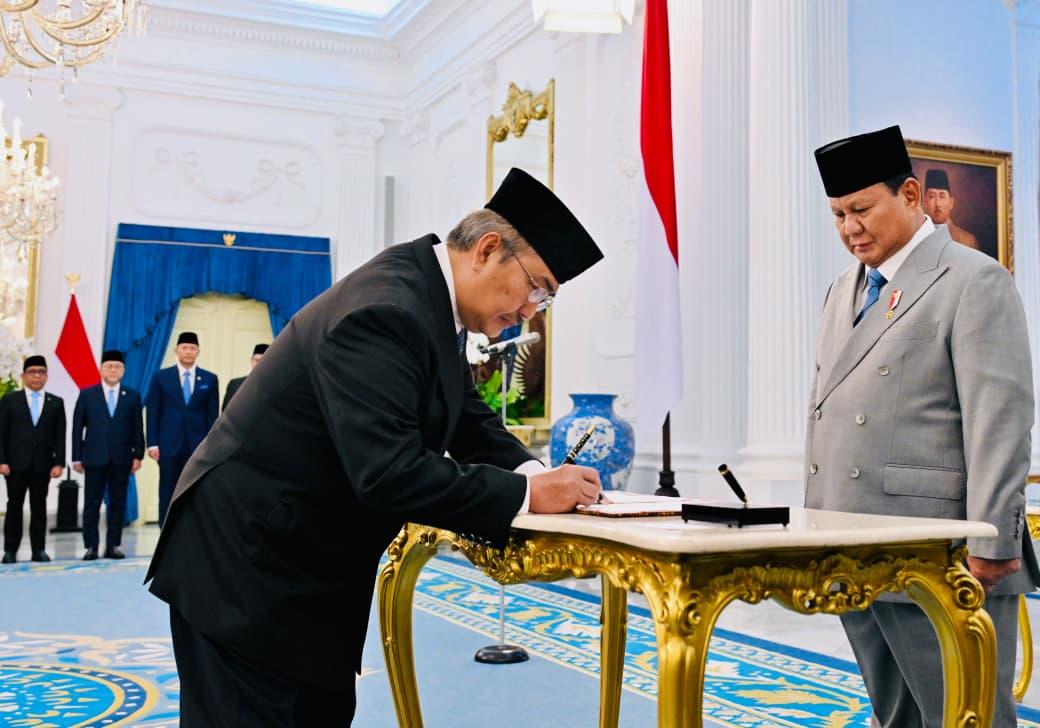 Presiden Prabowo Lantik Keanggotaan Komisi Percepatan Reformasi Polri di Istana Merdeka