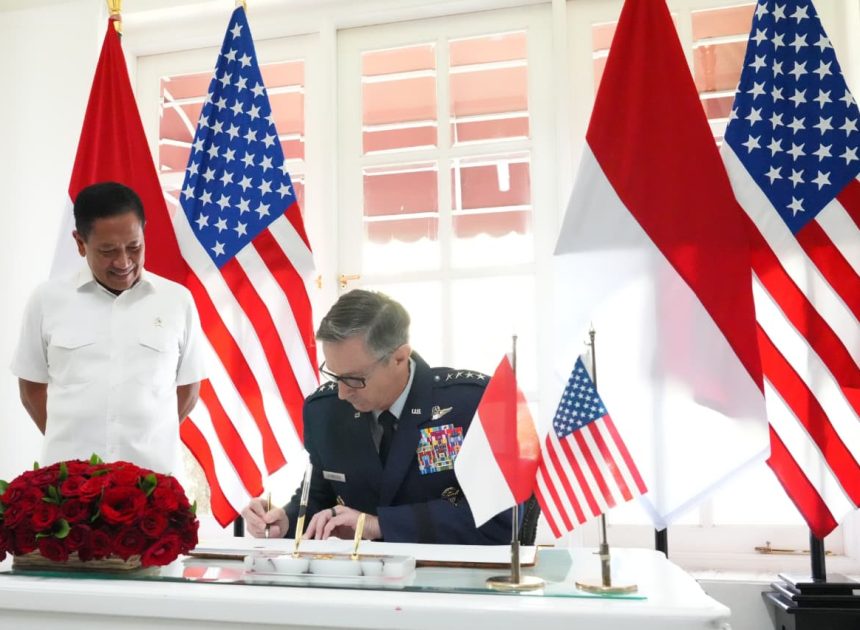 Wamenhan RI Terima Kunjungan Commander PACAF, Perkuat Kerja Sama Pertahanan Indonesia–US