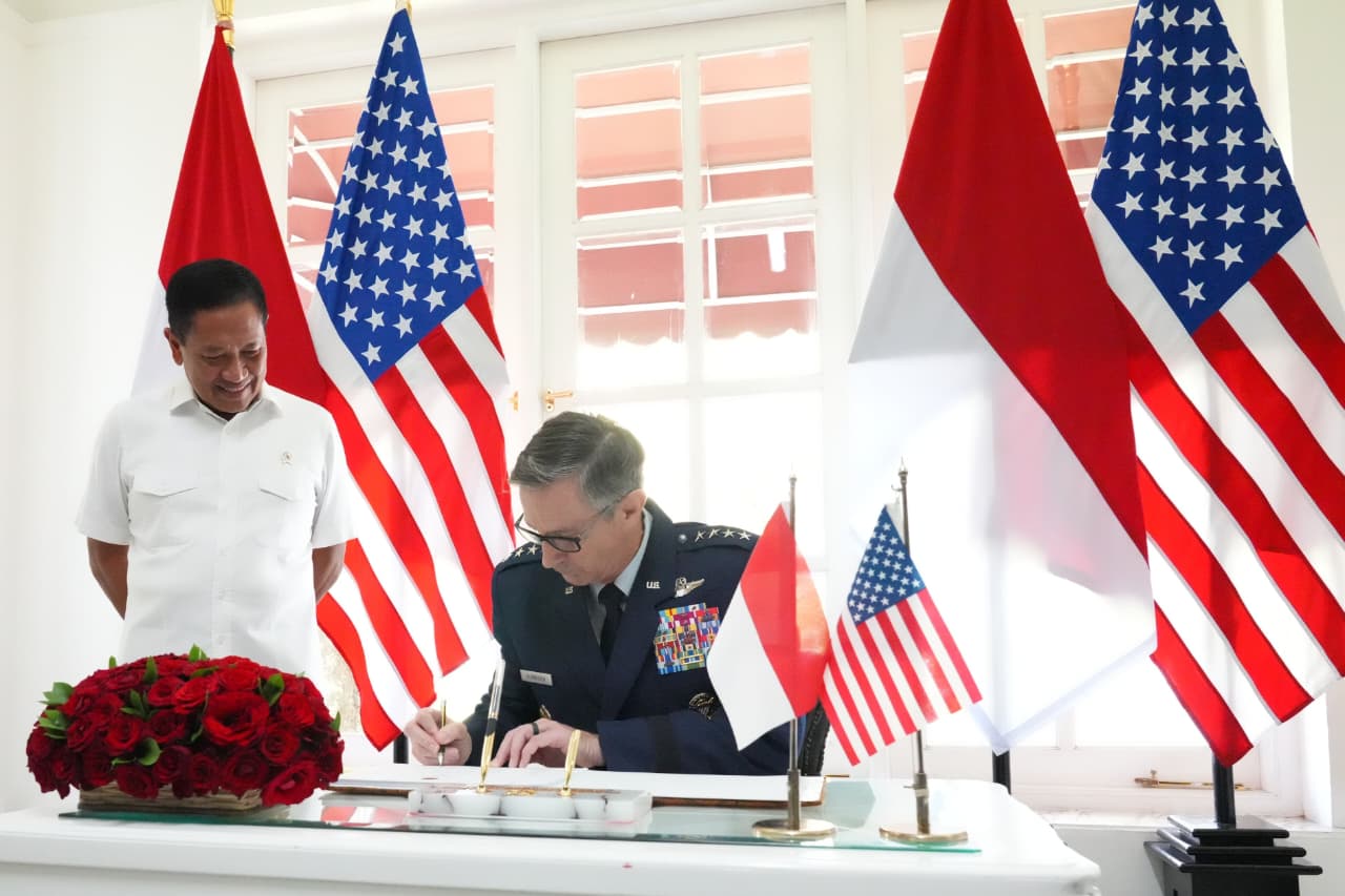 Wamenhan RI Terima Kunjungan Commander PACAF, Perkuat Kerja Sama Pertahanan Indonesia–US