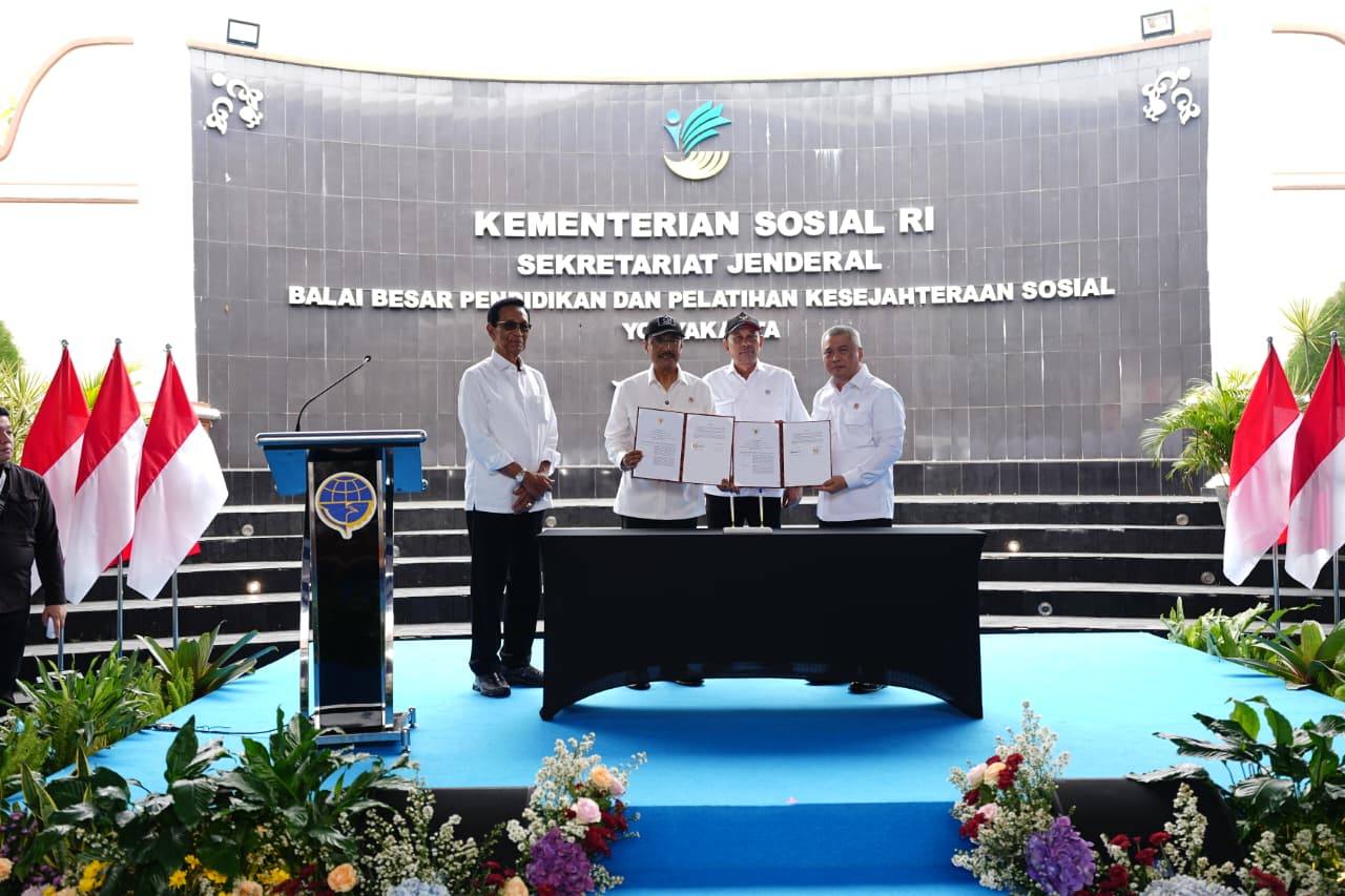 Kolaborasi dengan Kemensos, Kemenhub Berikan 28 Bus untuk Sekolah Rakyat