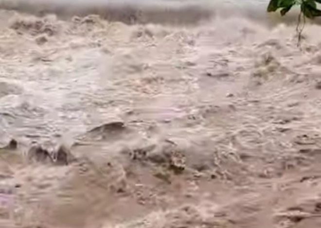 Banjir Mendadak Rendam Kota Langsa, Puluhan Rumah Terendam dan Warga Mulai Mengungsi